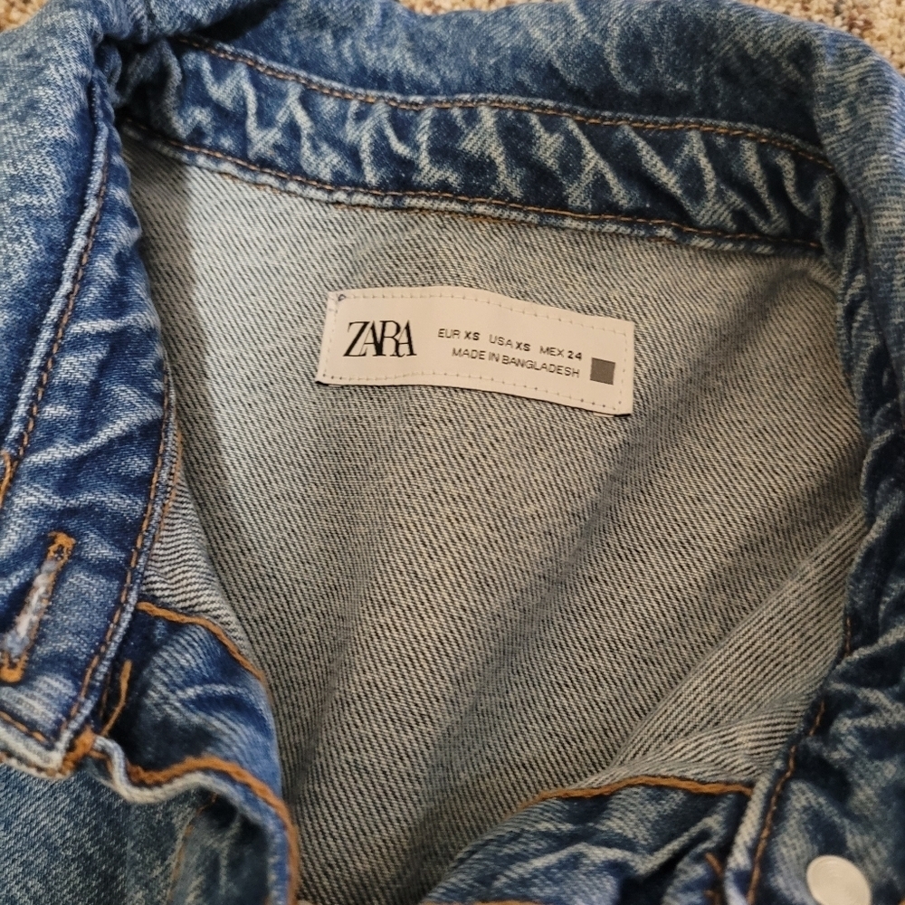Denim Button-Front Long Sleeve Dress - Light Blue - Picture 3 of 5